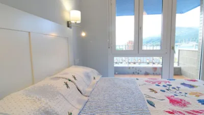 Piso en alquiler en Puntal, El Puntal (Laredo) de 4.300 €<span>/mes</span>
