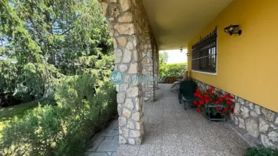 Chalet in Valverde del Majano photo 12