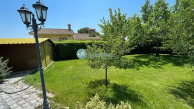 Chalet in Valverde del Majano photo 3
