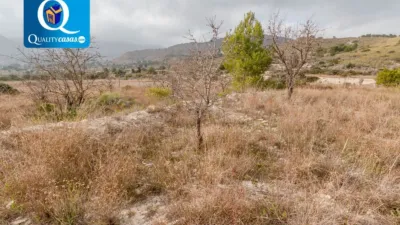 Terreno en venta en Aigües - Més