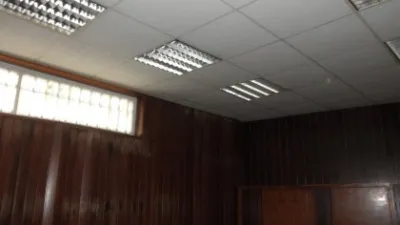 Local comercial en alquiler en Puerto - Más