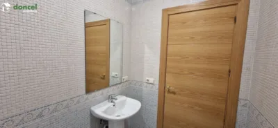 Miniatura 12
