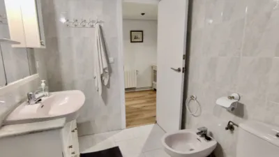 Piso en alquiler en Centro, Centro (Laredo) de 2.600 €<span>/mes</span>