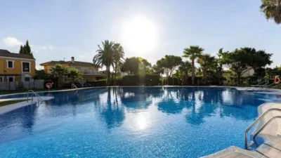 Apartamento en alquiler en Club, San Roque Golf Club (Sotogrande) de 2.500 €<span>/mes</span>
