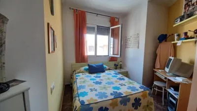 House in the Center photo 8