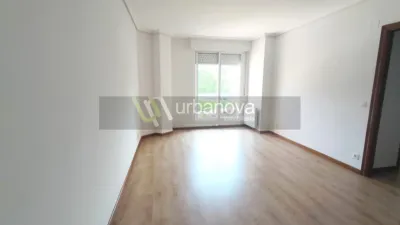 Apartamento en alquiler en Club Deportivo, San Adrián-La Cava-El Arco (Logroño) de 620 €<span>/mes</span>