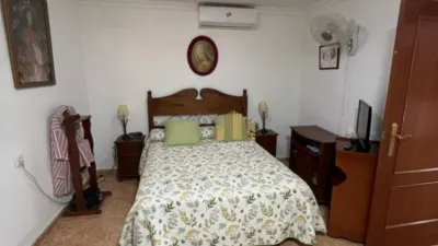 Chalet in Urbanization - La Galbana photo 10