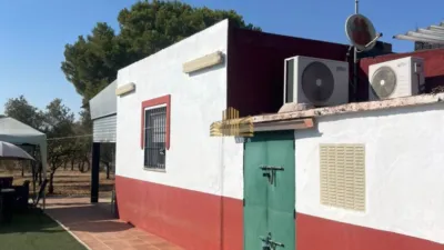 Chalet in Urbanization - La Galbana photo 4