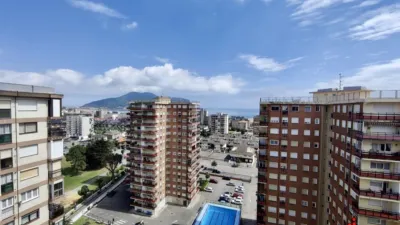 Piso en alquiler en Hospital, Zona Playa (Laredo) de 1.800 €<span>/mes</span>