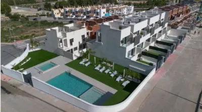 Casa – Cox - Más