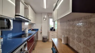Piso en alquiler en Carlos V, Carlos V (Laredo) de 2.500 €<span>/mes</span>