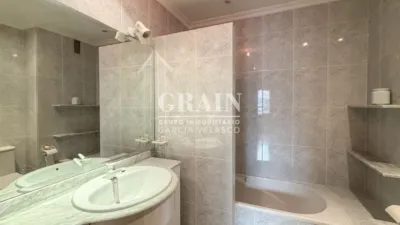 Apartment in City Centre photo 11