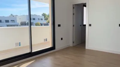 Semi-detached chalet on Avenida Santa Clara photo 12
