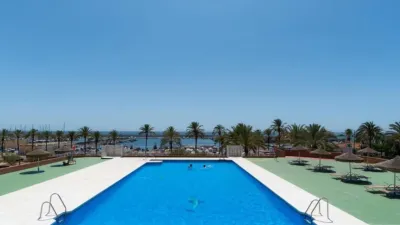 Apartment on Paseo Maritimo photo 25