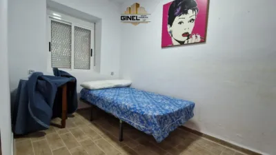Chalet in Fuerte del Rey photo 17