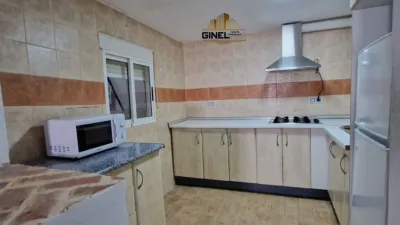 Chalet in Fuerte del Rey photo 2