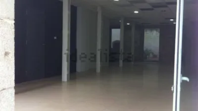 Local comercial en alquiler en Centro - Vista 4