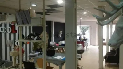 Local comercial en alquiler en Centro - Vista 5