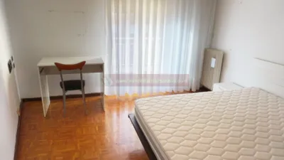 Piso en alquiler en Avda. La Paz, Universidad-Los Lirios (Logroño) de 1.125 €<span>/mes</span>