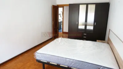 Piso en alquiler en Avda. La Paz, Universidad-Los Lirios (Logroño) de 1.125 €<span>/mes</span>