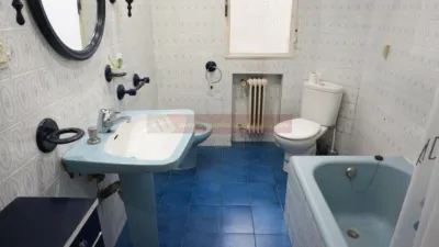 Piso en alquiler en Avda. La Paz, Universidad-Los Lirios (Logroño) de 1.125 €<span>/mes</span>