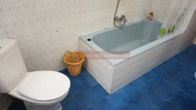 Piso en alquiler en Avda. La Paz, Universidad-Los Lirios (Logroño) de 1.125 €<span>/mes</span>