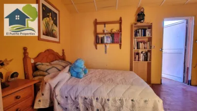 House in Urb. Los Almendros photo 13