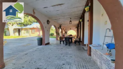House in Urb. Los Almendros photo 3