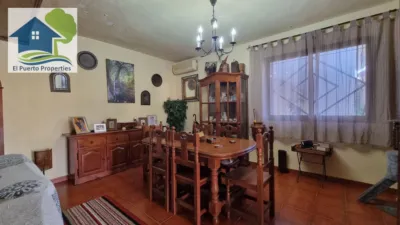 House in Urb. Los Almendros photo 6