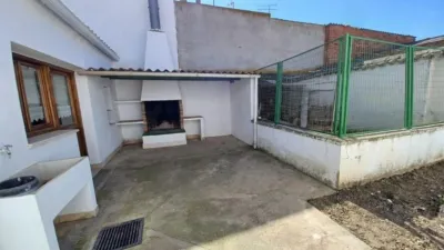 Terraced House in the Town Centre photo 40