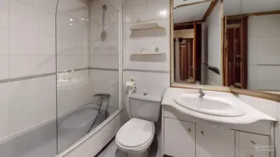 Piso en venta en Sevilla Este - Palacio de Congresos, Urbadiez-Entrepuentes (Distrito Este-Alcosa-Torreblanca. Sevilla Capital) de 350.000 €