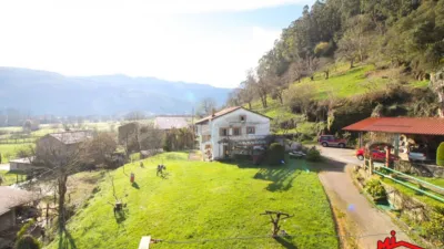 Rustic house in San Pantaleón de Aras photo 35