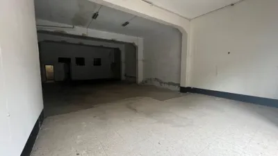 Local comercial en venta en Plaza de España - Más