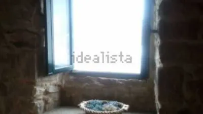 Casa – Neda, Os Pazos - Más