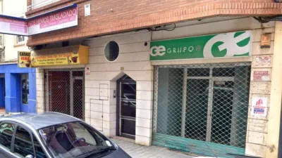 Local comercial en venta en Franciscanos - Vista 2