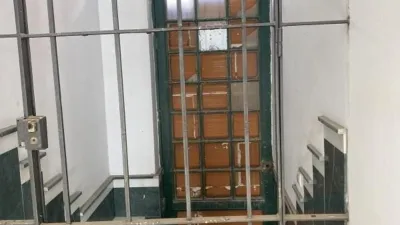House on Antonio Mairena Street photo 11