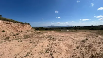 Terreno en venta en Crevillent - Vista 2