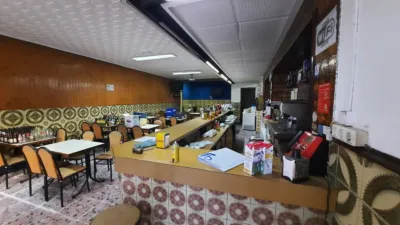 Local comercial en alquiler en Gaiteira - Más