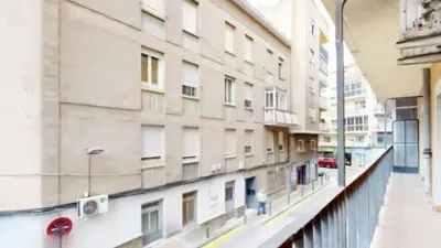 Apartment on Ricardo Codorniu Street photo 4