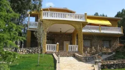Chalet in Albalate de Zorita photo 2