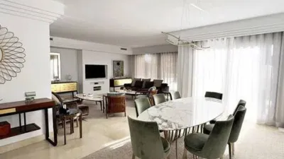 Apartment on Avenida Principe Salman, Alzambra Hills Club photo 5
