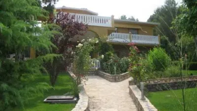 Chalet in Albalate de Zorita photo 12