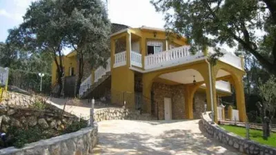 Chalet in Albalate de Zorita photo 3