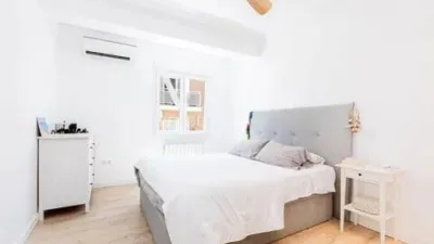 Apartment in the Salamanca District photo 13