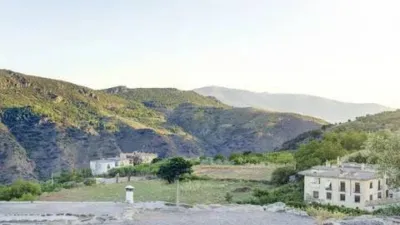 House in La Taha photo 28
