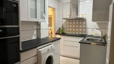 Apartment in Adelfas photo 10