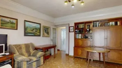 Apartment on Ricardo Codorniu Street photo 2