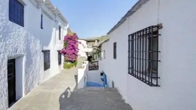 House in La Taha photo 6