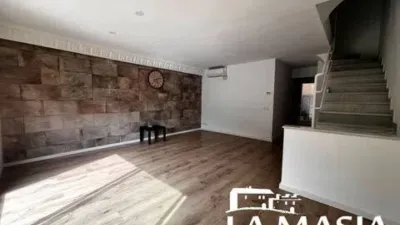 Townhouse in El Poal photo 4