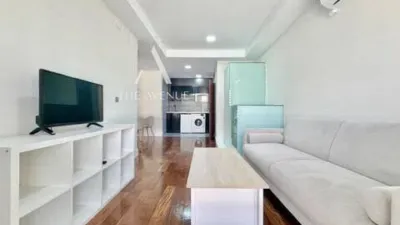 Apartment in Guindalera photo 2